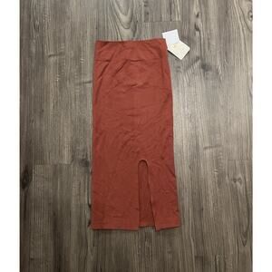 NWT Fabletics High-Waisted Ribbed Seamless Skirt Size Small Rust